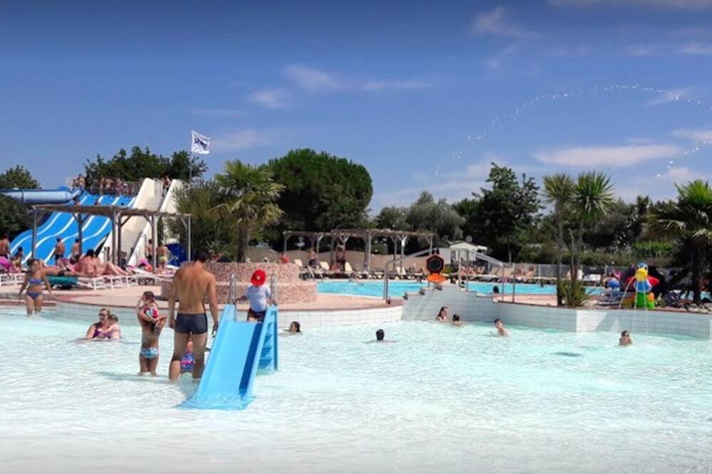 Photo of Outdoor in Gastes