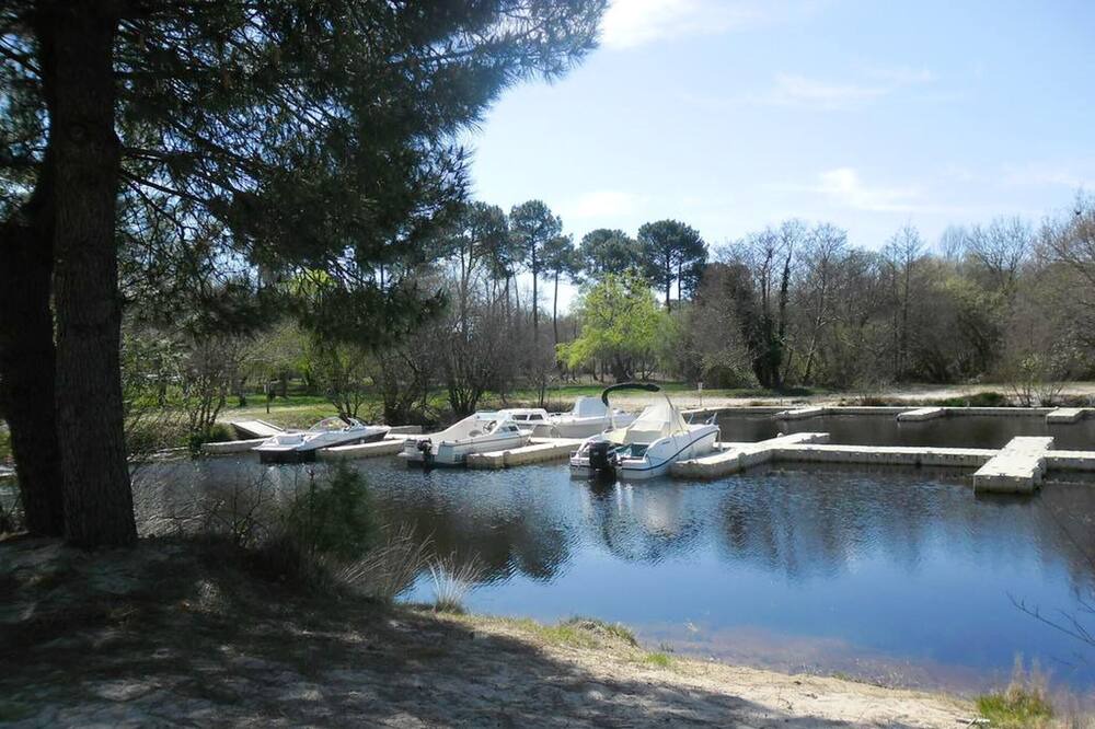 Photo of Outdoor in Gastes