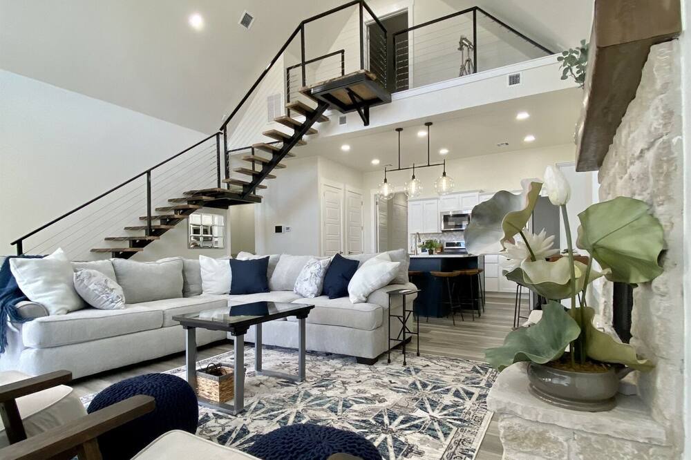 Photo of Livingroom in Vinita