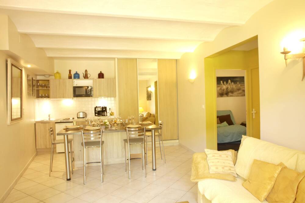 Photo of Livingroom in Forcalquier