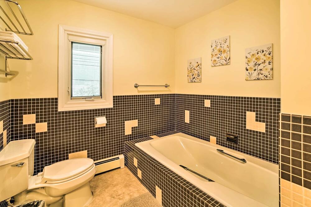 Photo of Bathroom in Grant