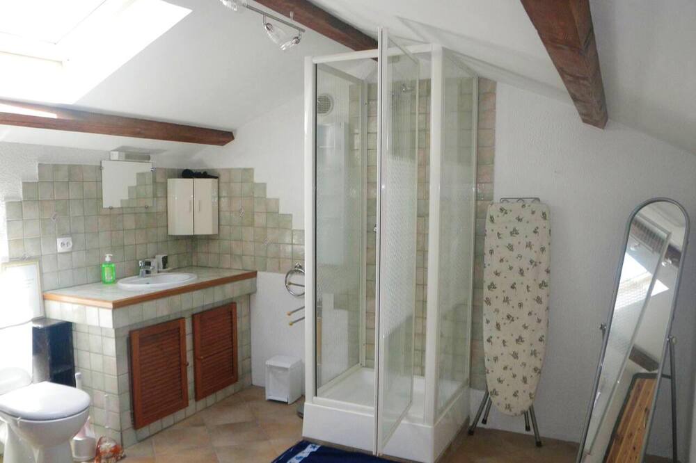 Photo of Bathroom in Saint-Germain