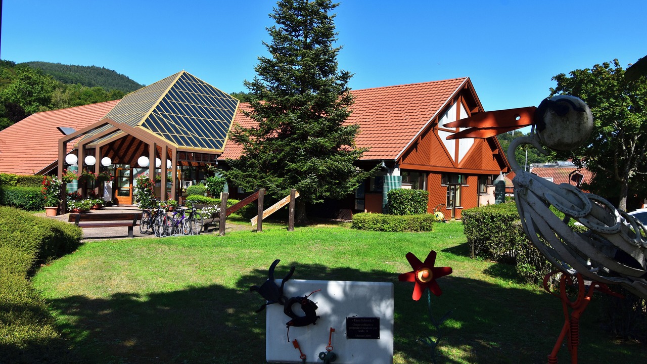 Photo of Others in Munster