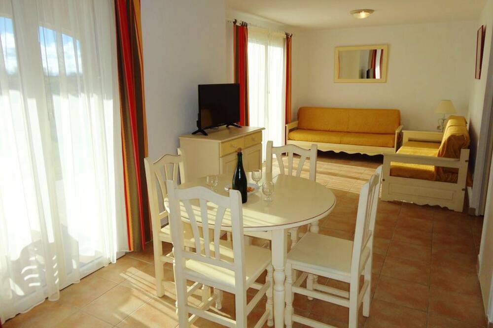 Photo of Livingroom in Homps