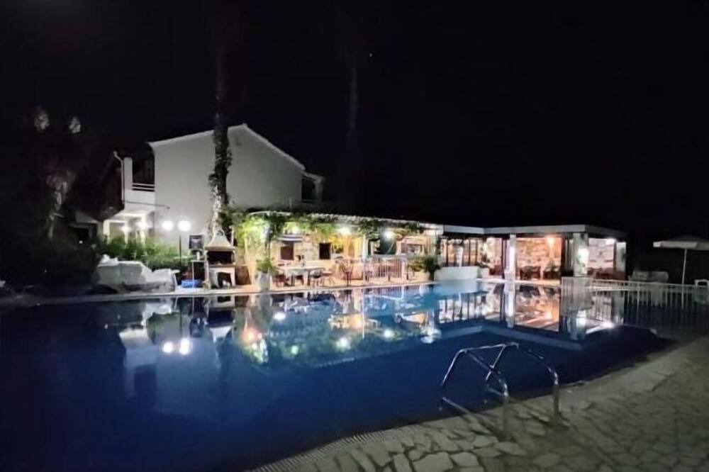 Photo of Outdoor in Roda