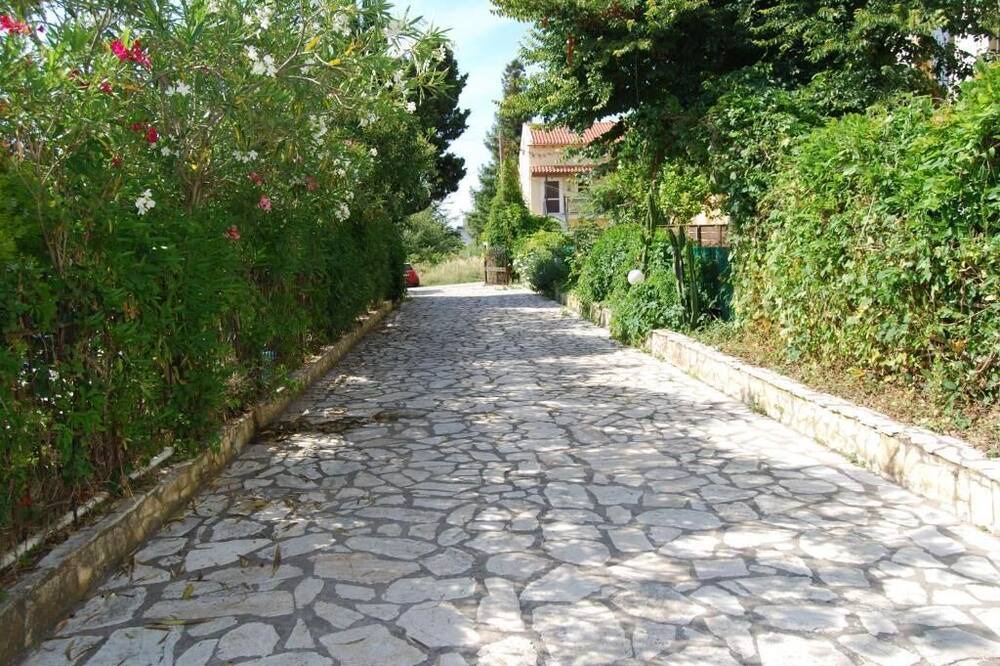 Photo of Outdoor in Roda