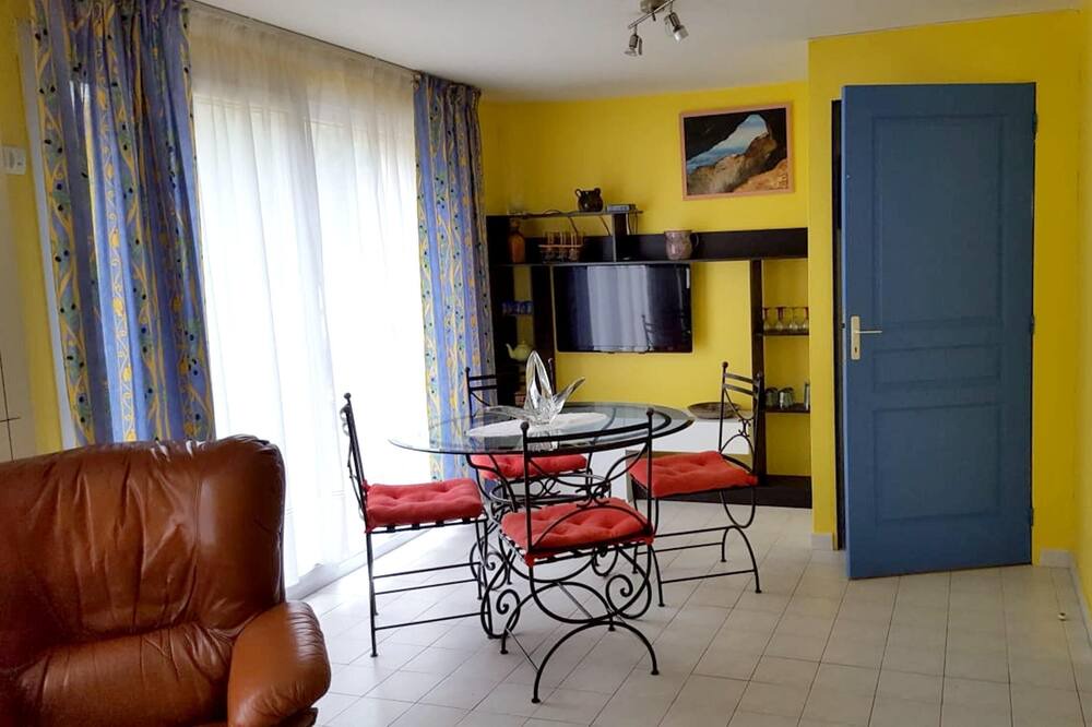 Photo of Livingroom in Annot