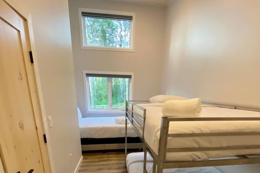 Photo of Bedroom in Wasagaming