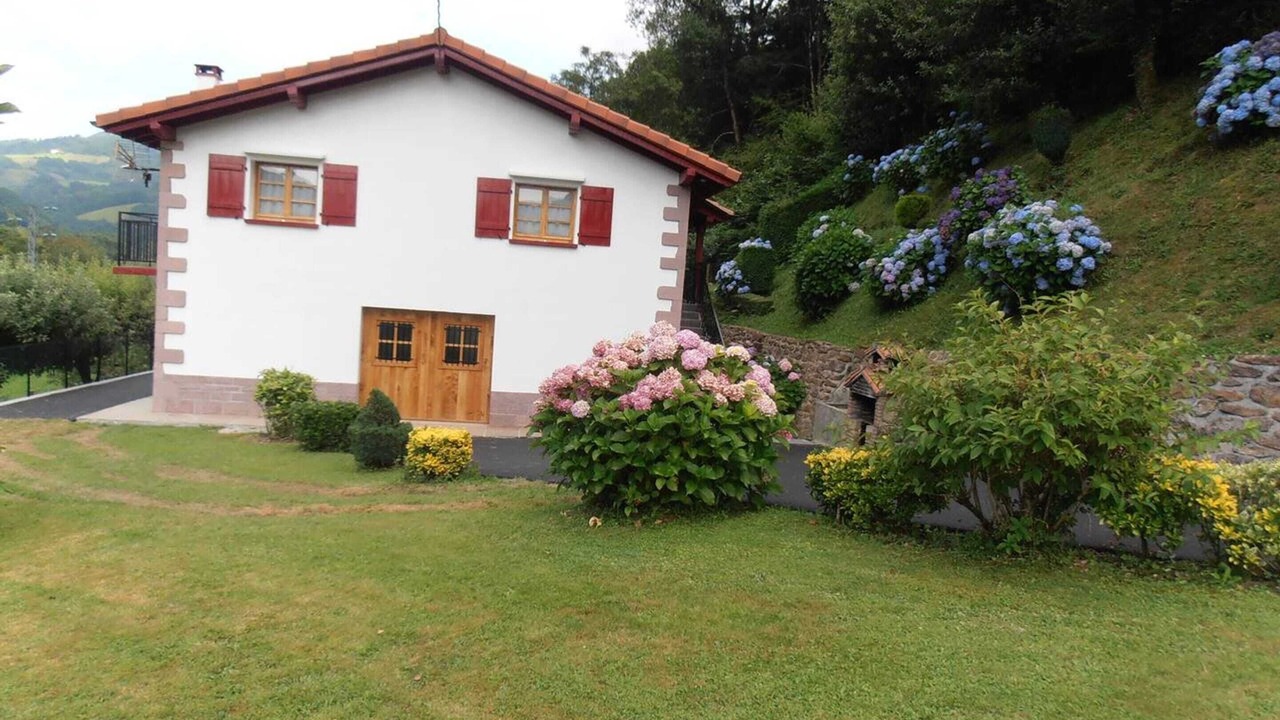 Photo of Outdoor in Etxalar