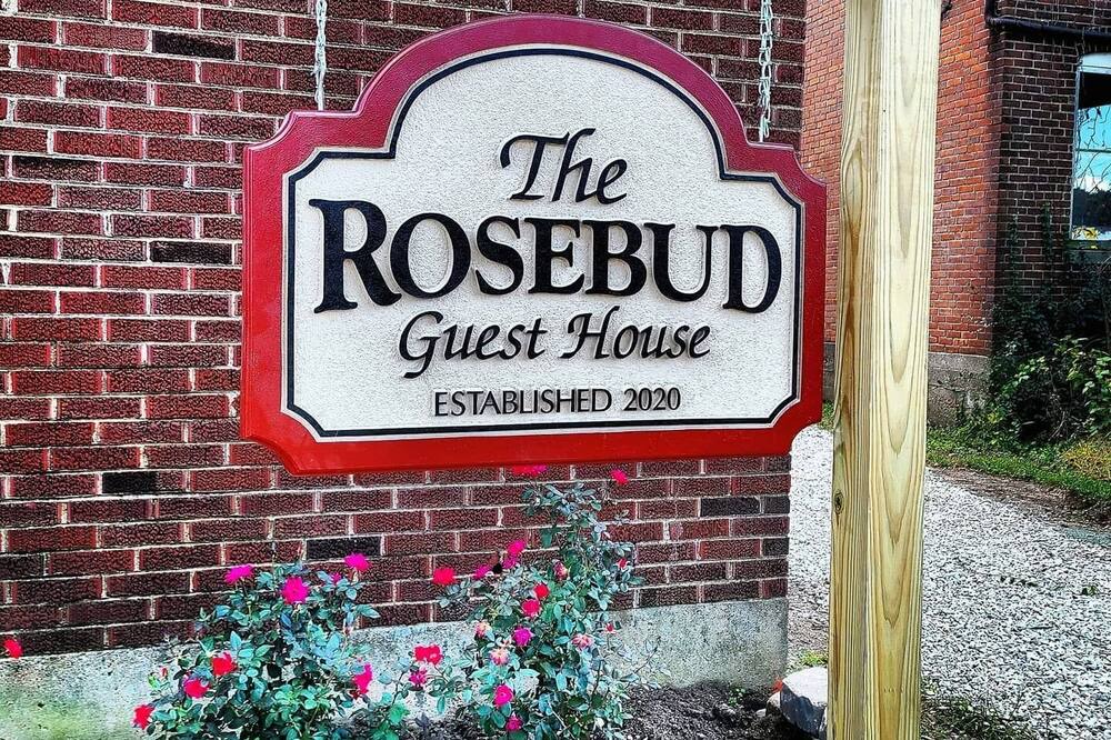 Photo of Outdoor in Rosebud
