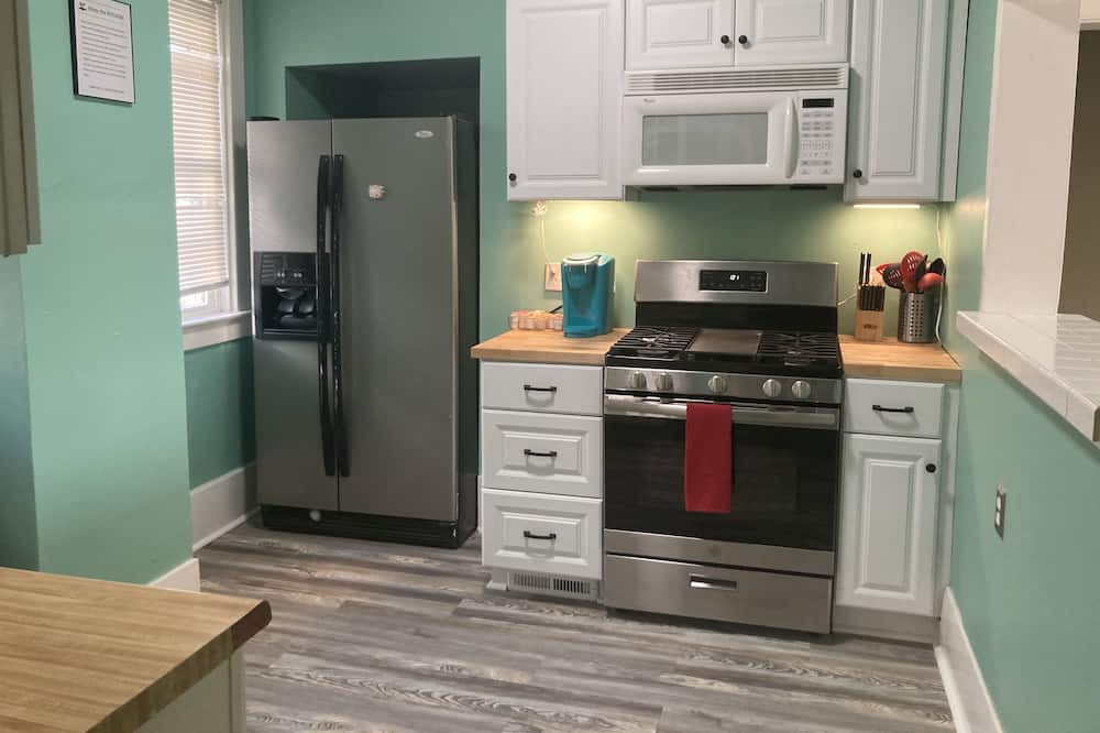 Photo of Kitchen in Broadway Gillham
