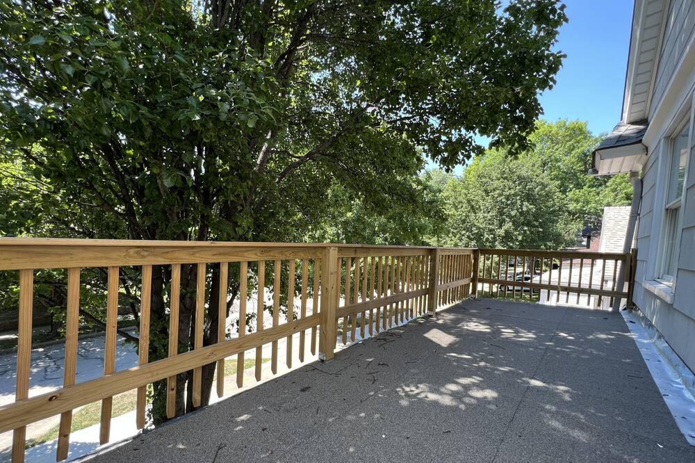 Photo of Patio Balcony in Broadway Gillham