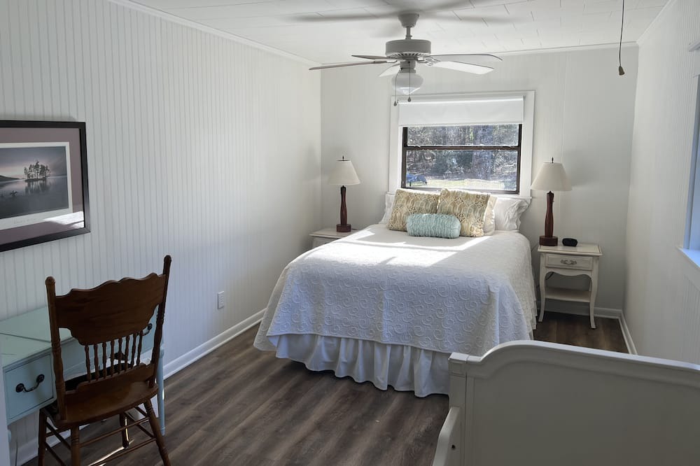 Photo of Bedroom in McComb
