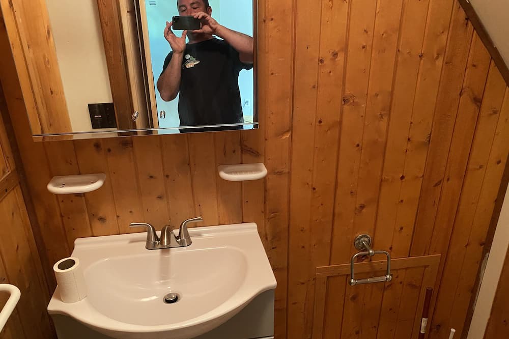 Photo of Bathroom in Walworth