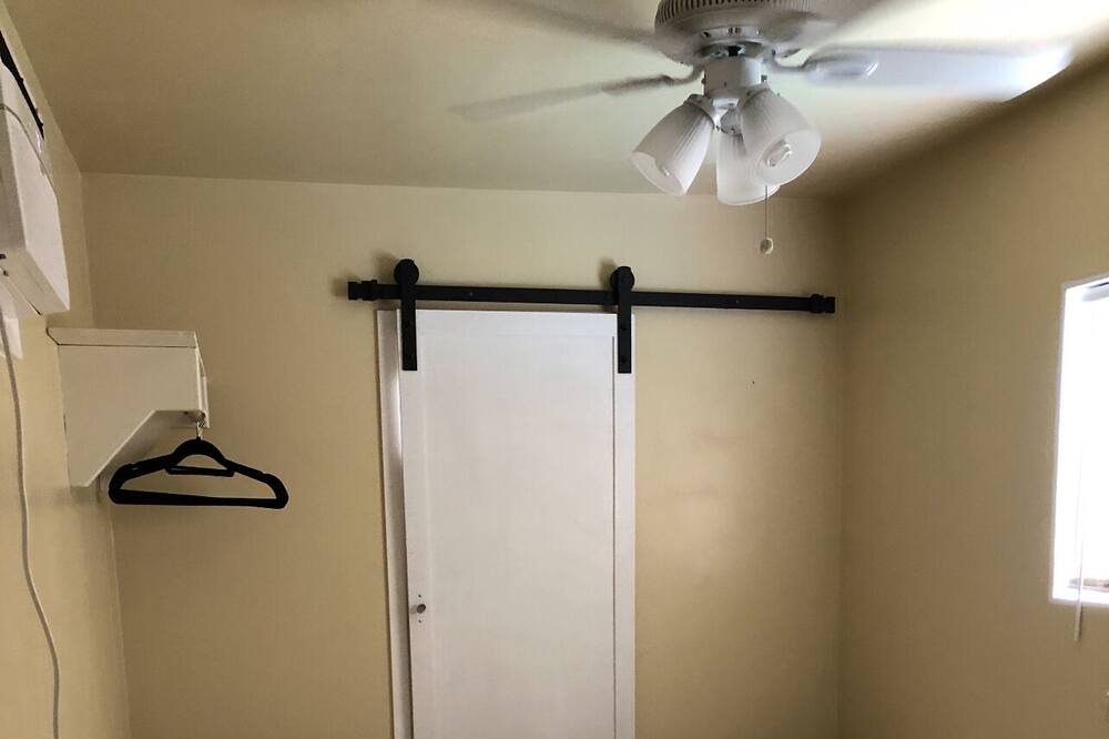 Photo of Bedroom in North Central Thousand Oaks