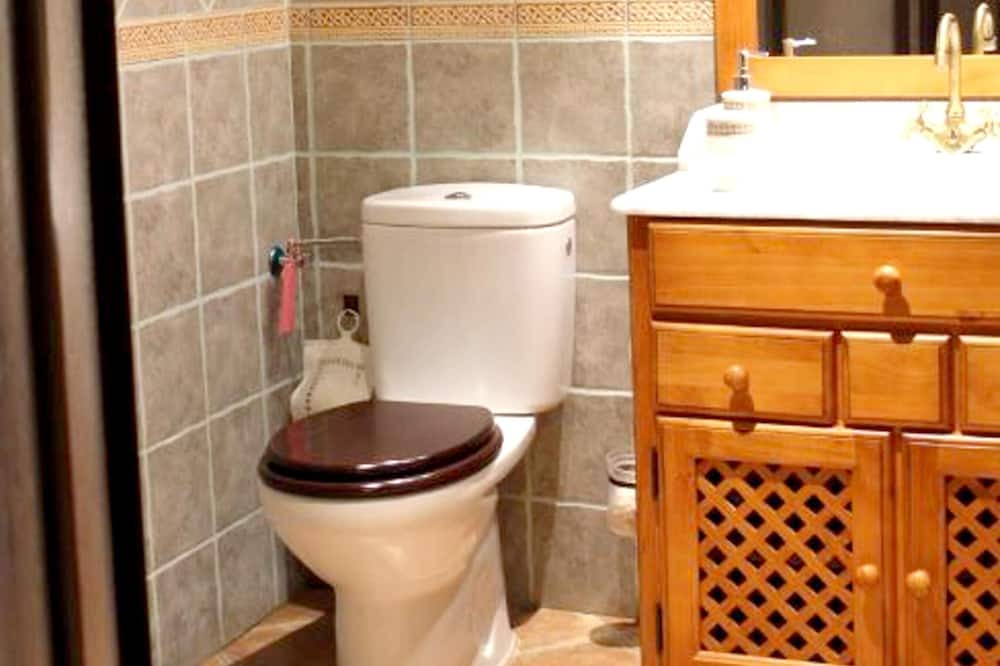 Photo of Bathroom in Hueva