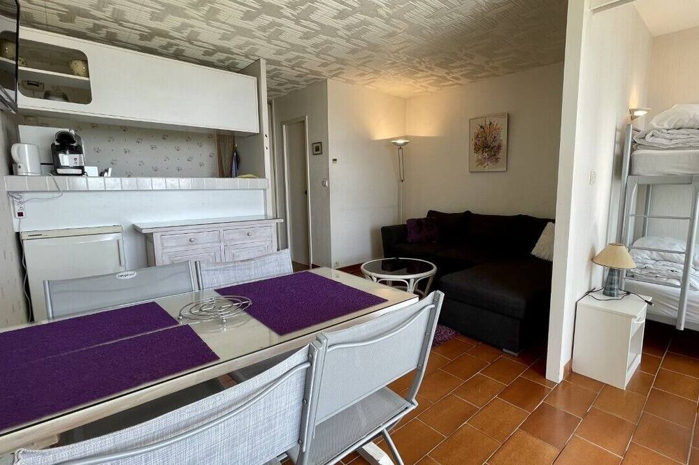 Photo of Bedroom in Saint-Nazaire