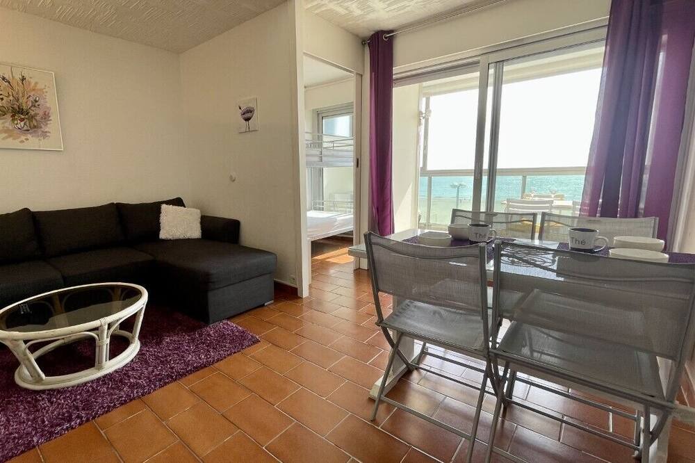 Photo of Livingroom in Saint-Nazaire