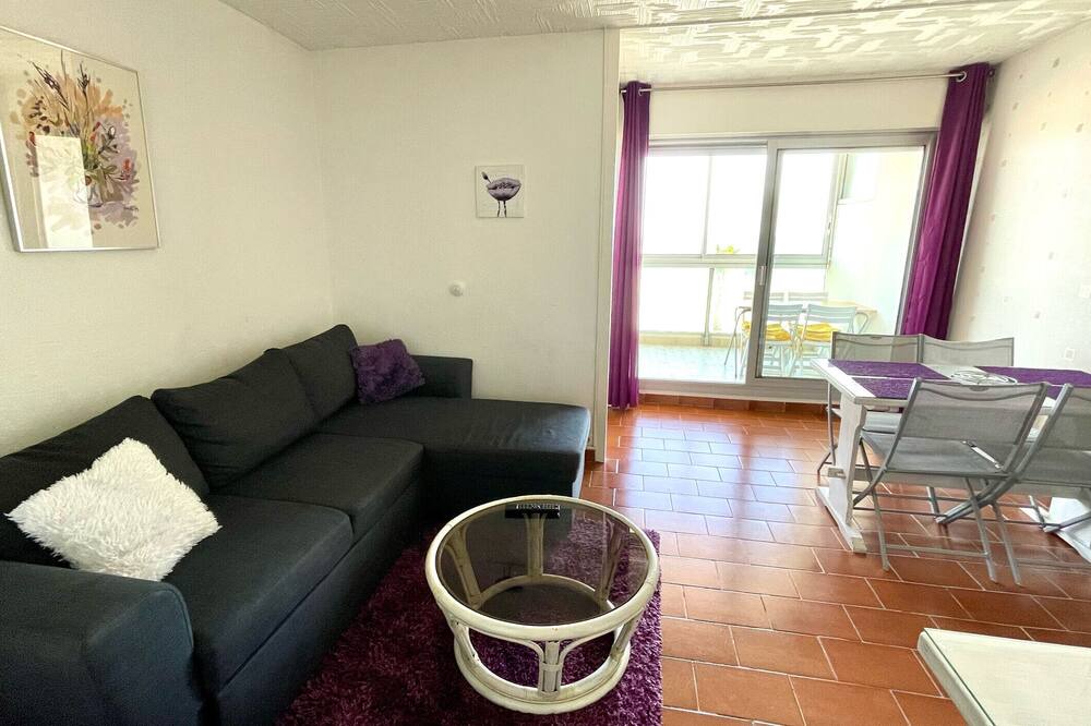 Photo of Livingroom in Saint-Nazaire