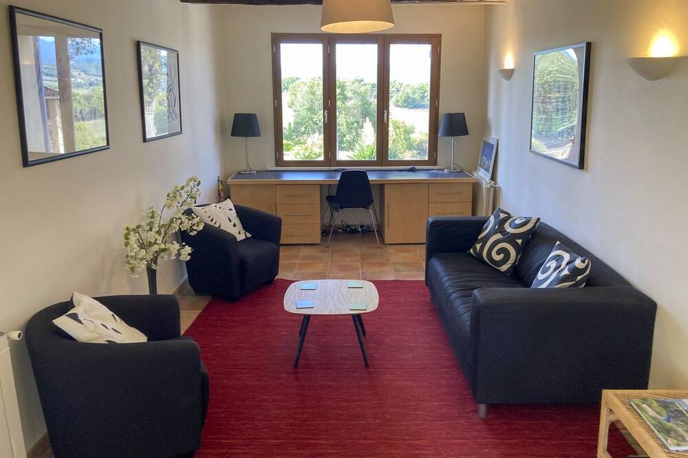 Photo of Livingroom in Niozelles