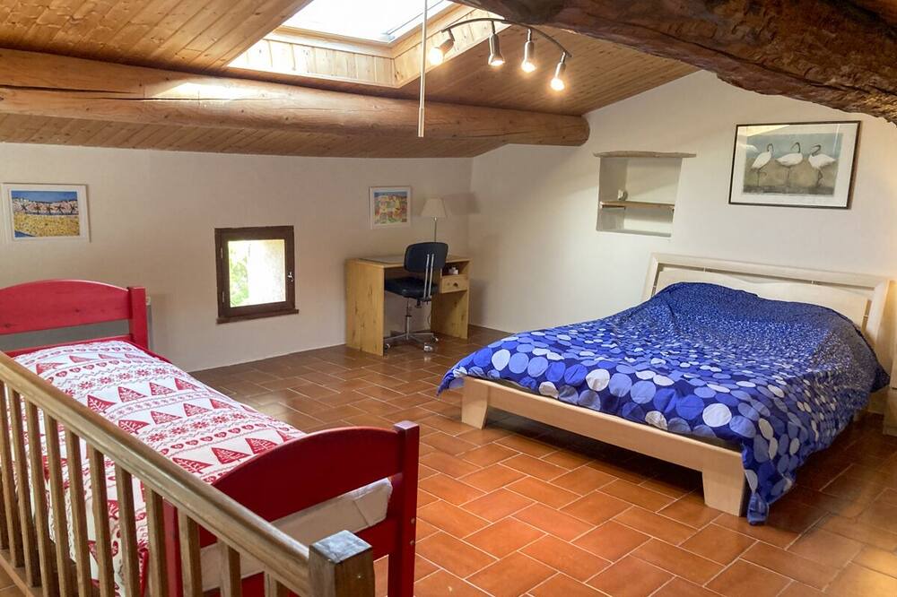 Photo of Bedroom in Niozelles