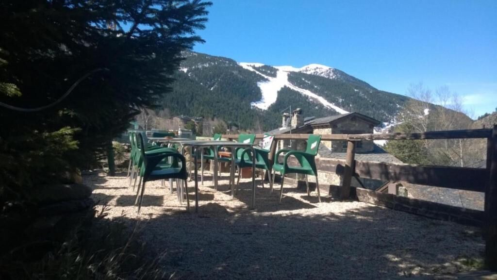 Photo of Outdoor in Incles