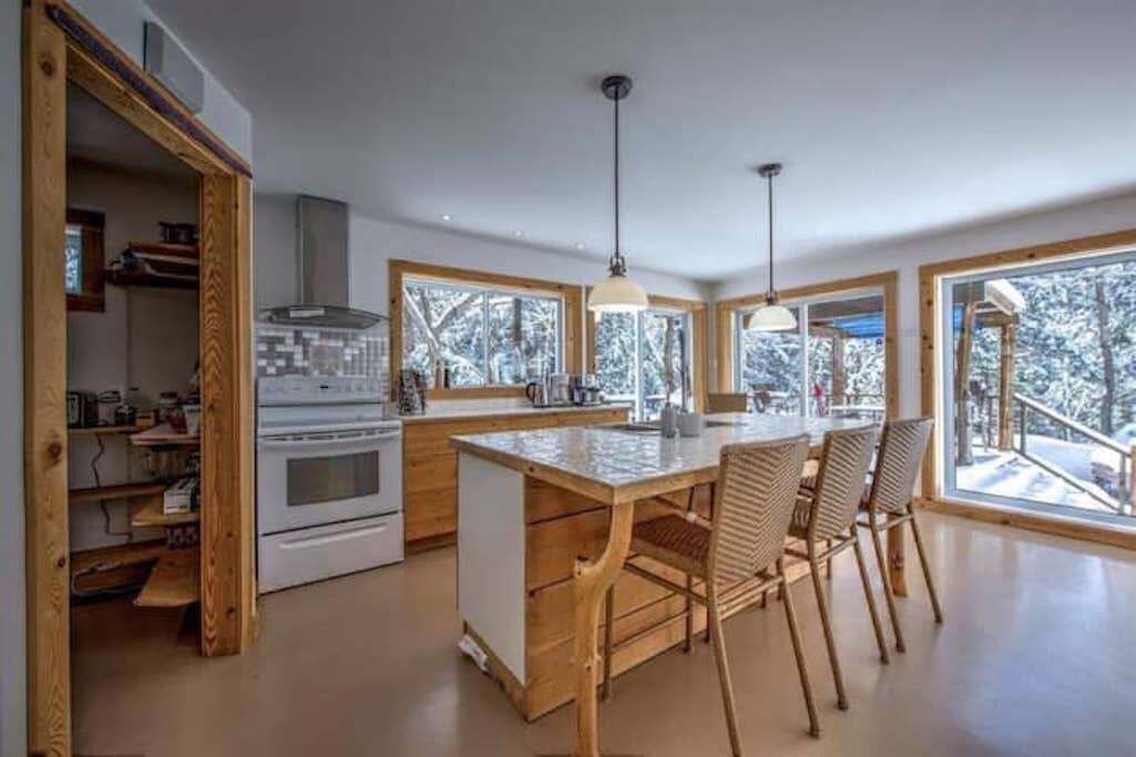 Photo of Kitchen in Mille-Isles