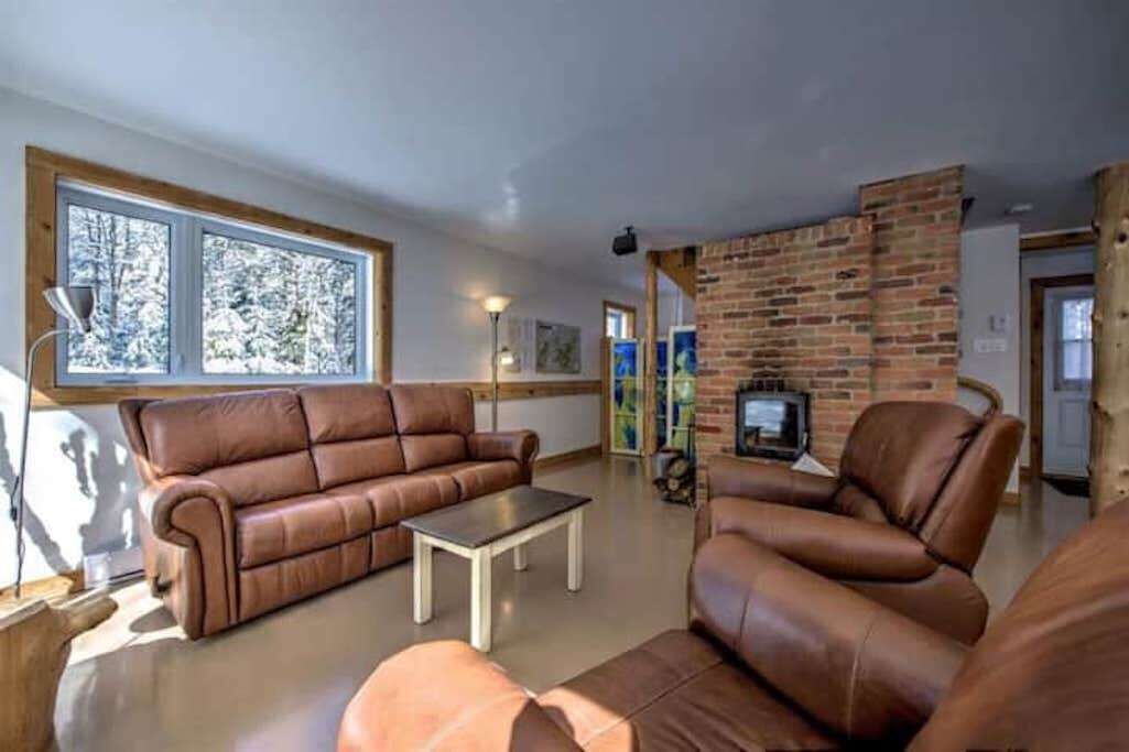 Photo of Livingroom in Mille-Isles