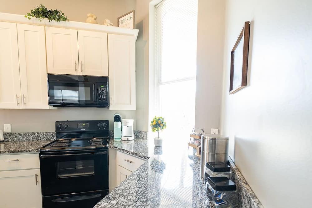Photo of Kitchen in Lafayette Square