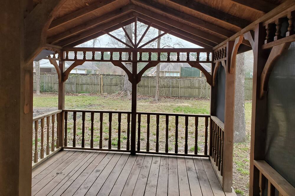 Photo of Patio Balcony in Lake Houston