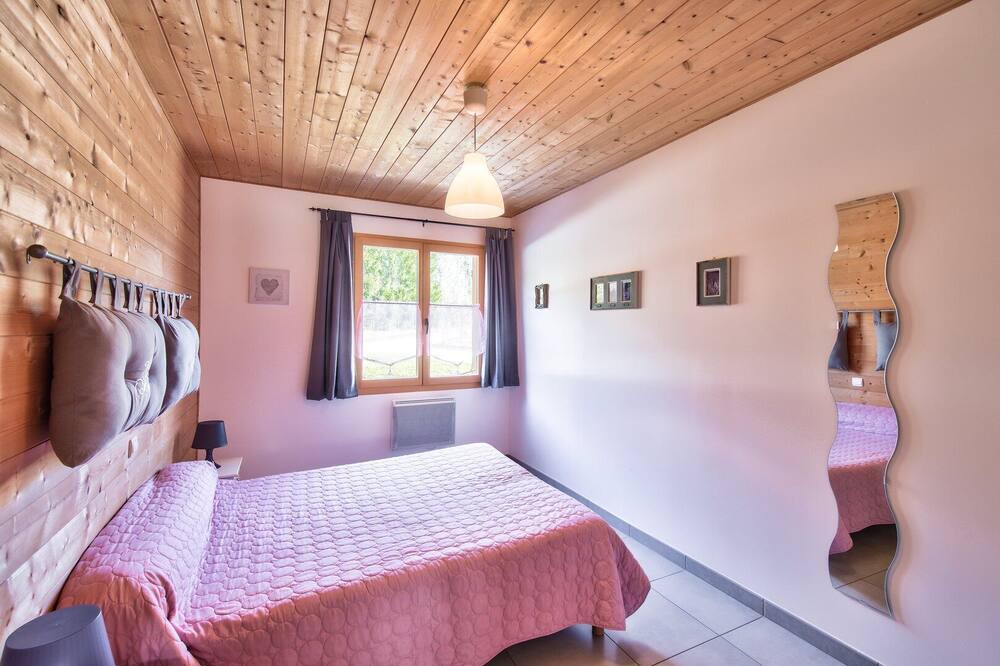 Photo of Bedroom in Ney
