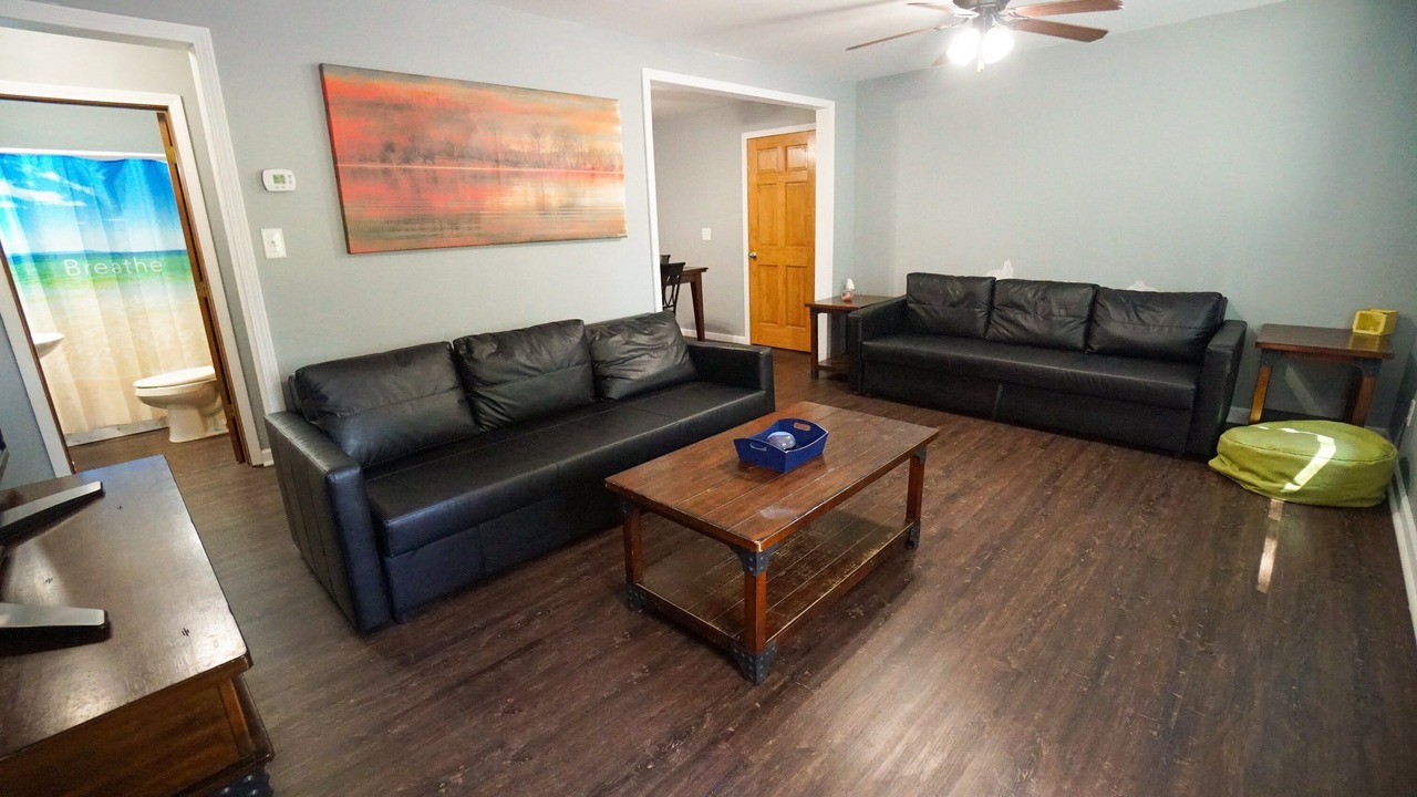 Photo of Livingroom in Monticello