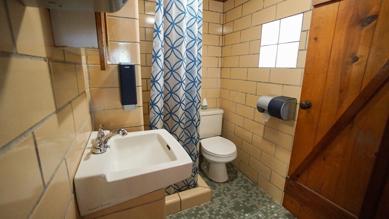 Photo of Others in Monticello