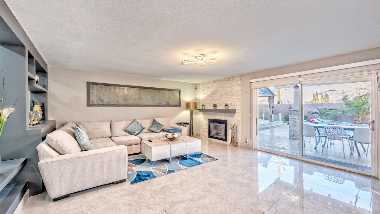 Photo of Livingroom in Spanish Oaks