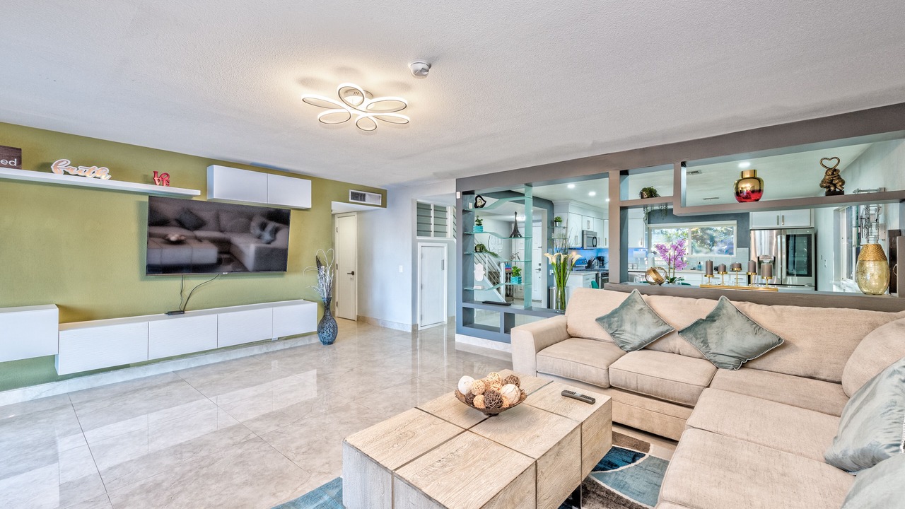 Photo of Livingroom in Spanish Oaks