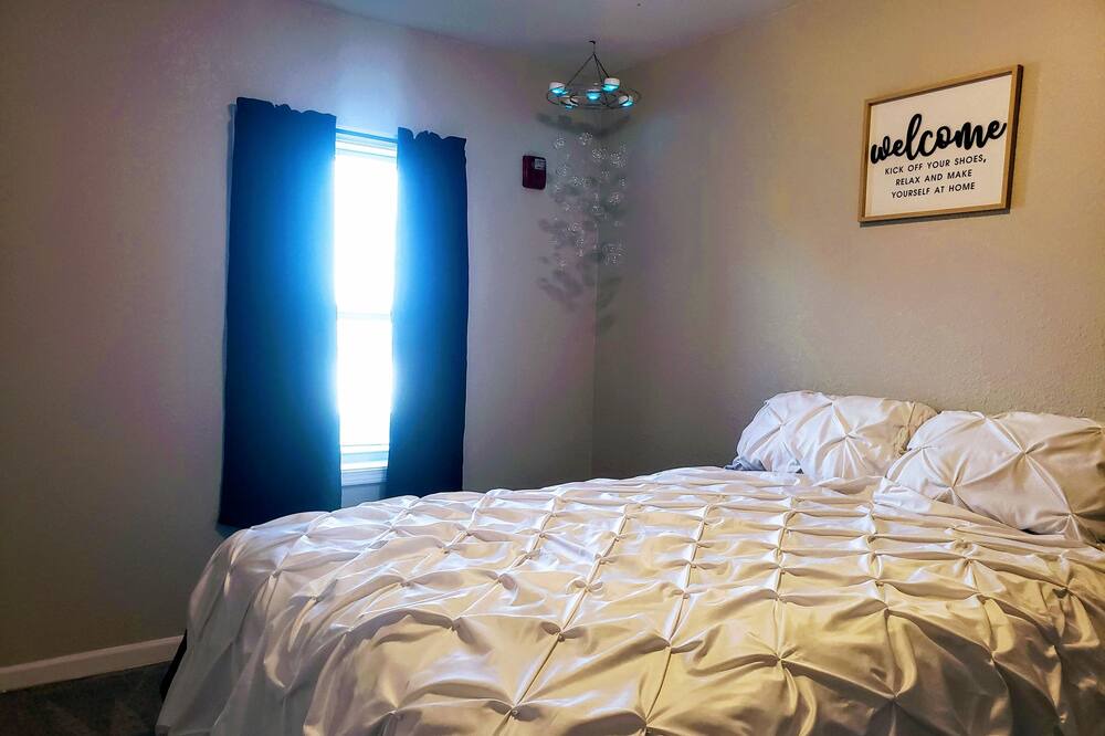 Photo of Bedroom in Paola
