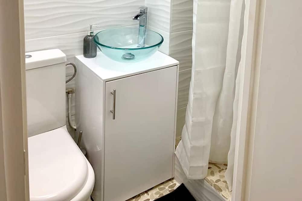 Photo of Bathroom in Le Blanc-Mesnil