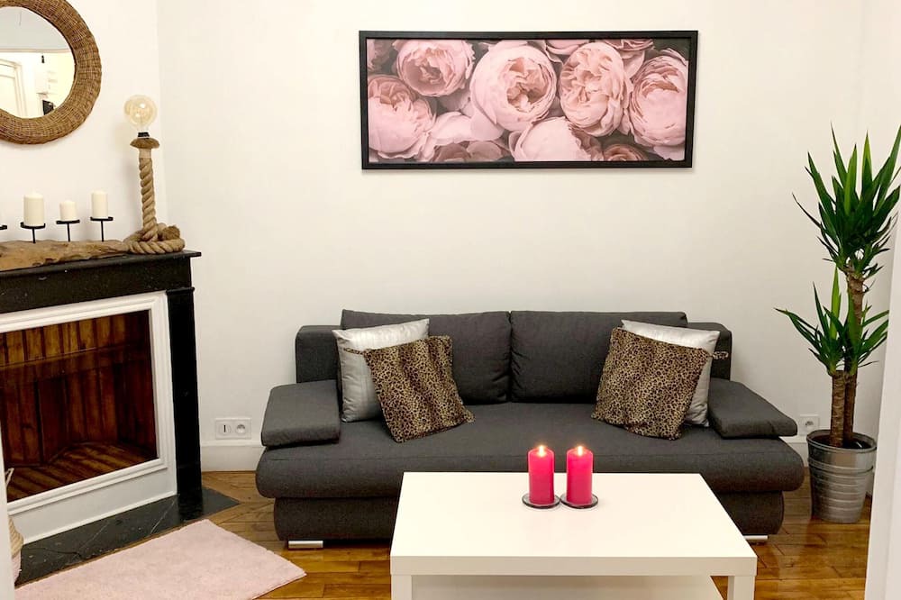Photo of Livingroom in Le Blanc-Mesnil