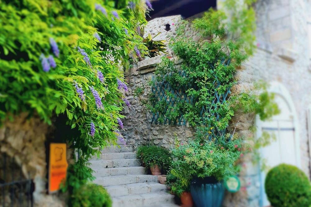 Photo of Outdoor in Forcalquier