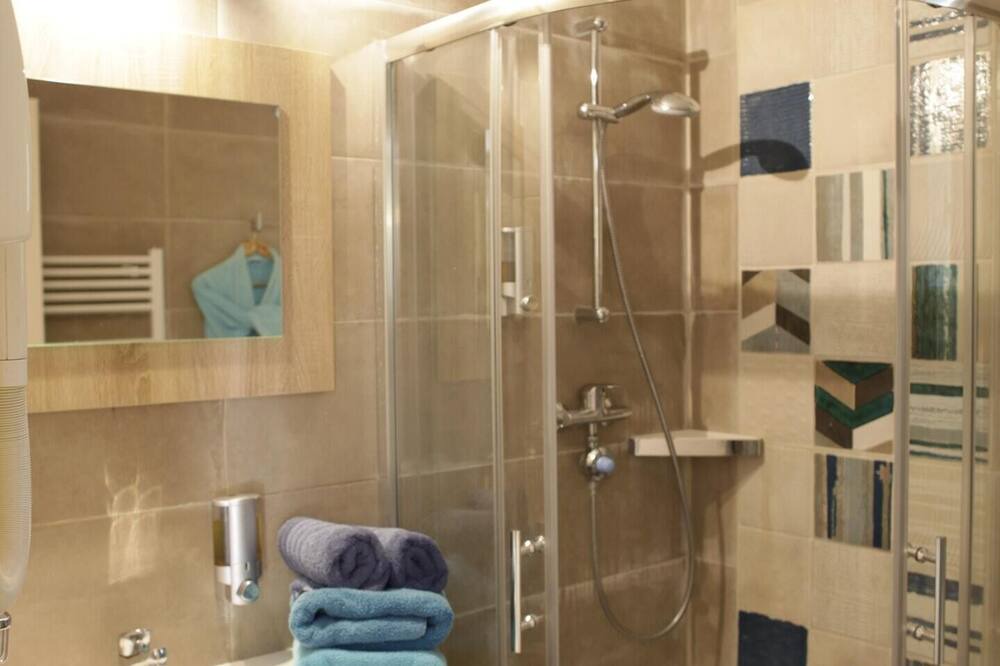 Photo of Bathroom in Forcalquier