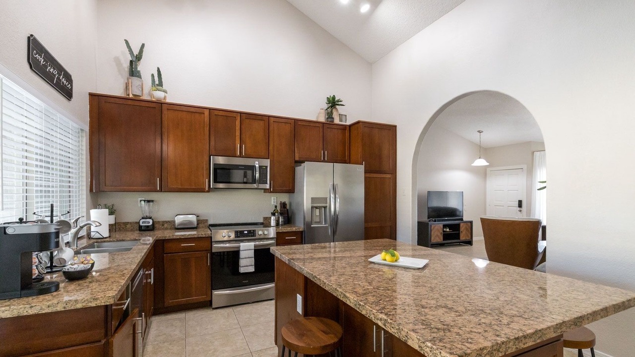 Photo of Kitchen in Scottsdale Vista North