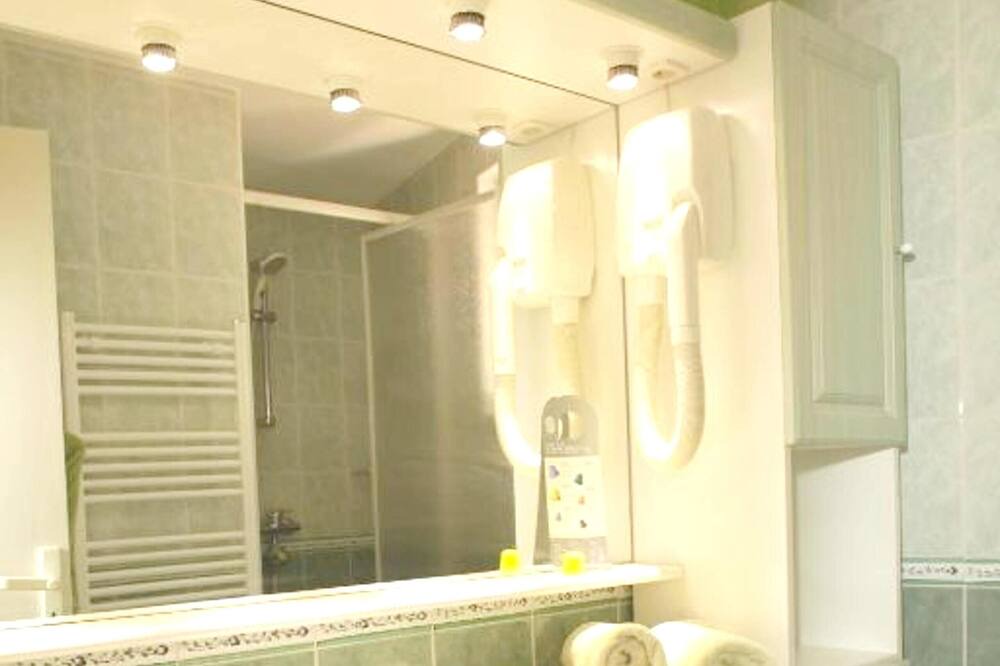 Photo of Bathroom in Forcalquier