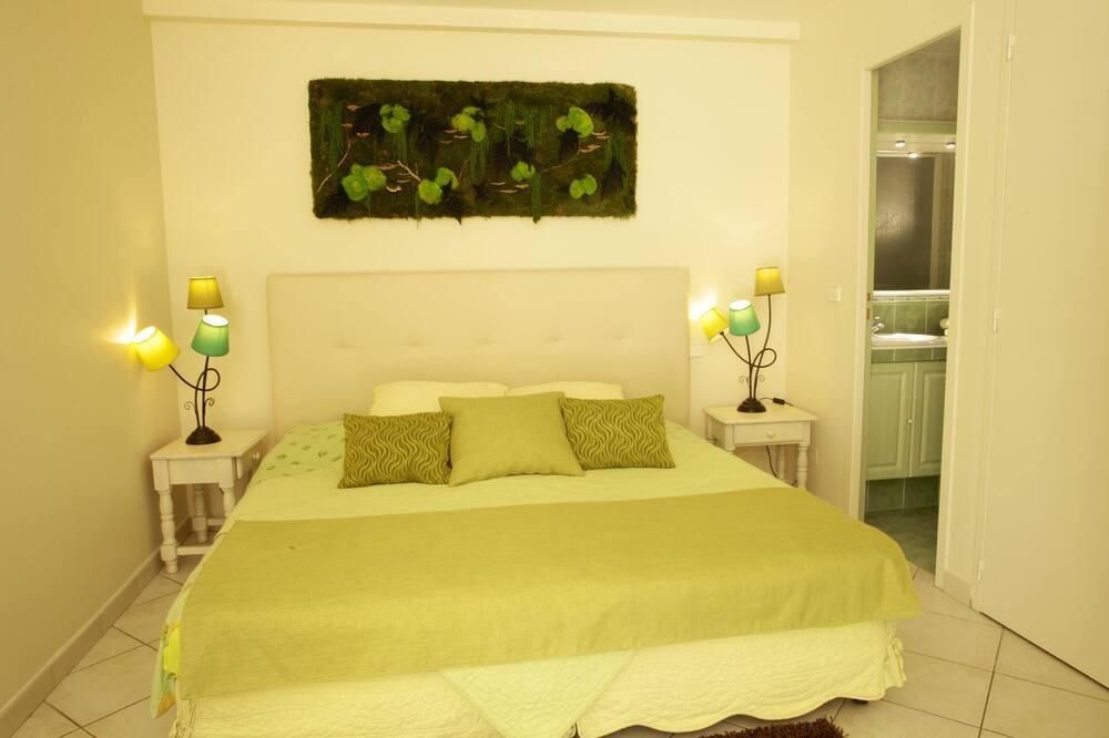 Photo of Bedroom in Forcalquier