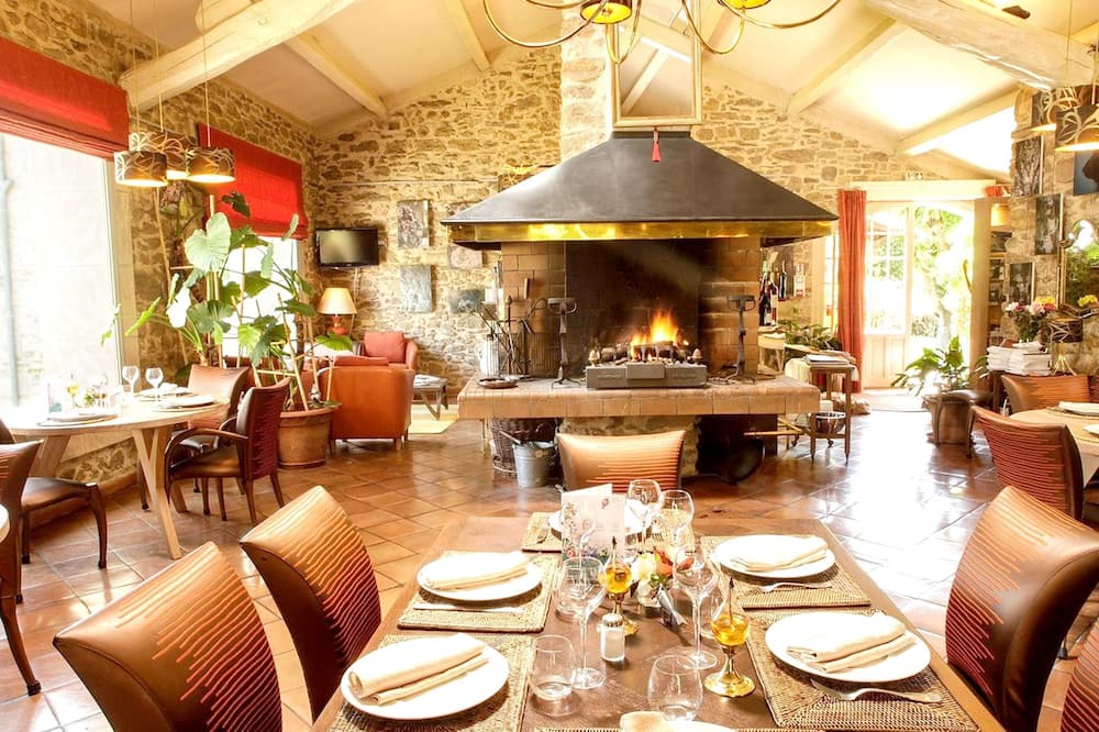 Photo of Livingroom in Forcalquier