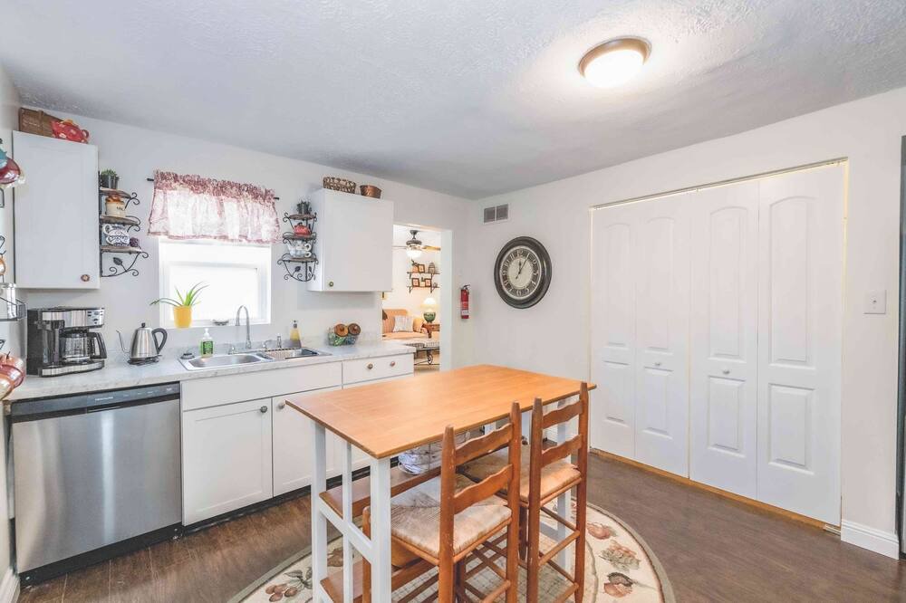 Photo of Kitchen in Berea