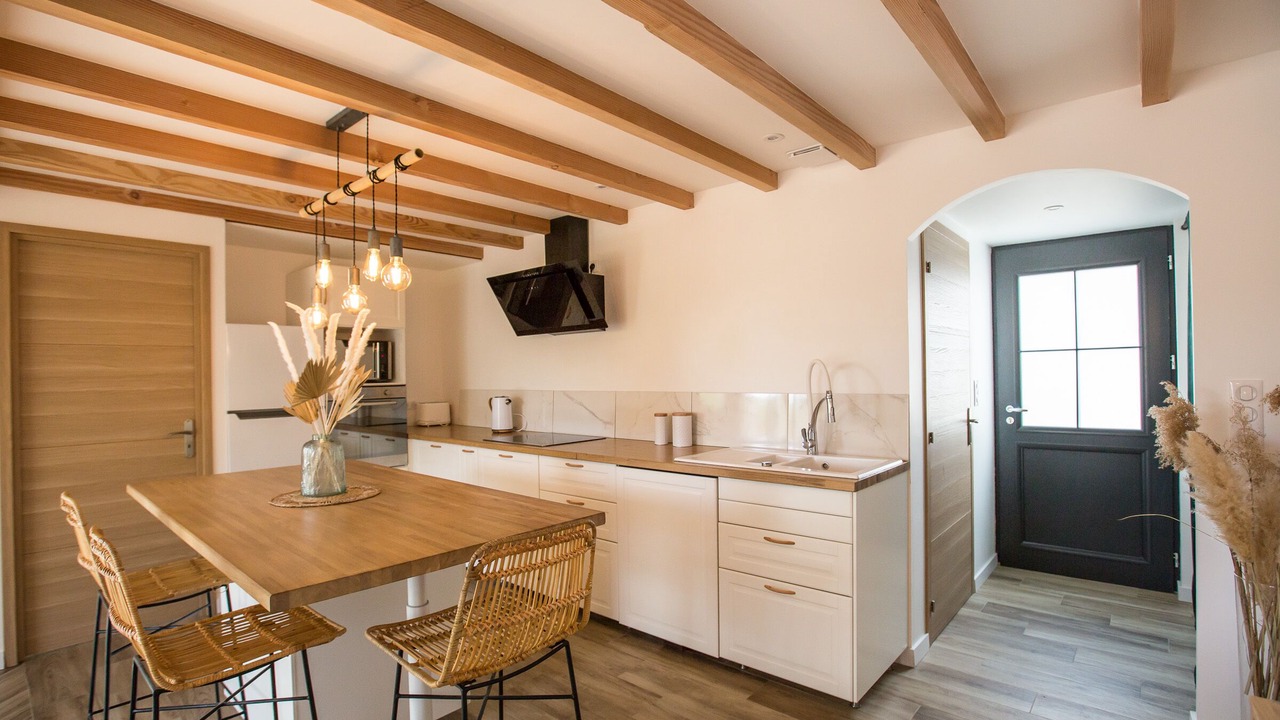 Photo of Kitchen in Saint Alban Auriolles