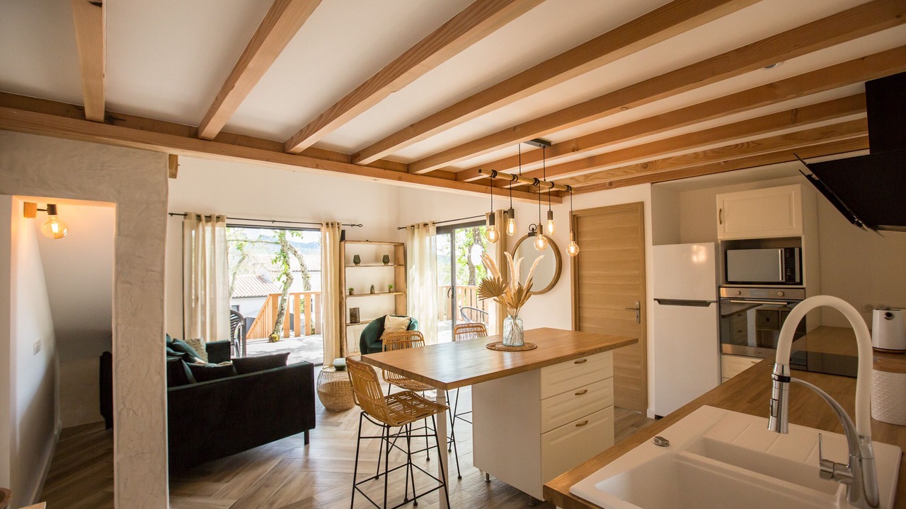 Photo of Livingroom in Saint Alban Auriolles