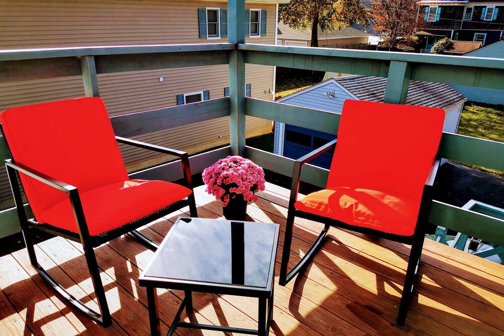 Photo of Patio Balcony in North Tonawanda