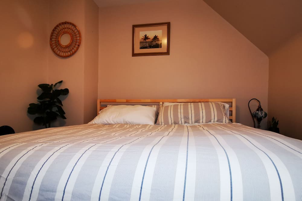 Photo of Bedroom in North Tonawanda