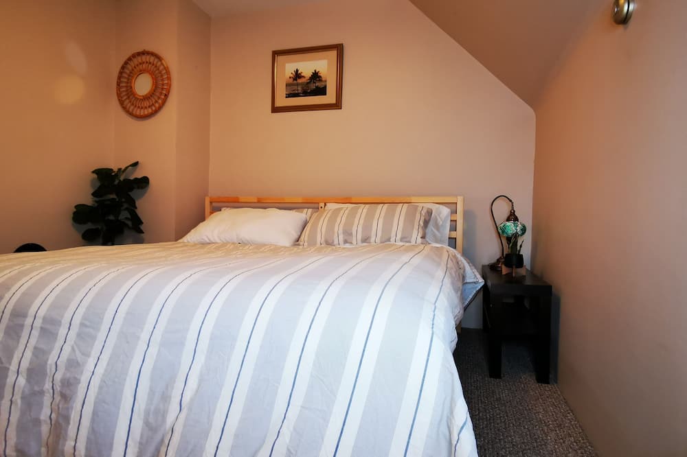 Photo of Bedroom in North Tonawanda